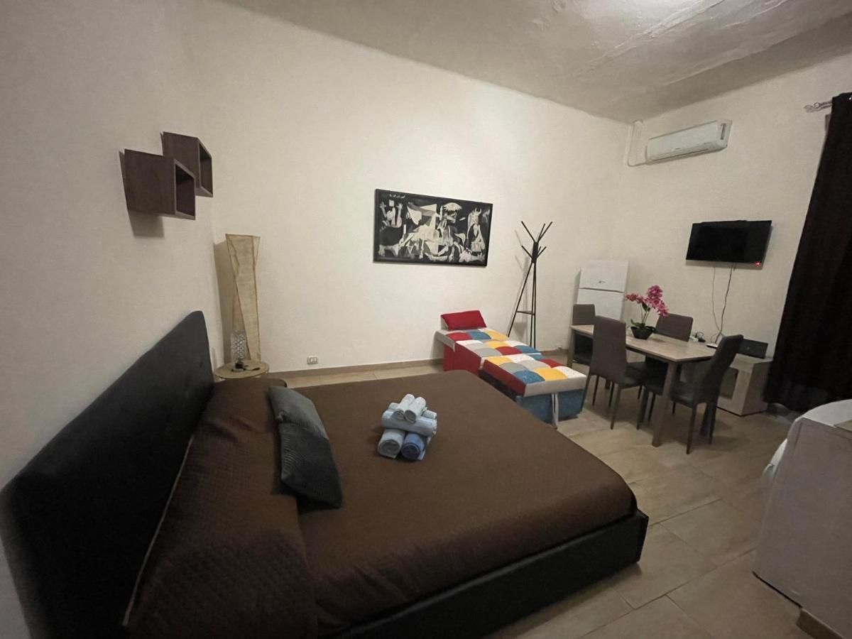 Civico 10 Apartment Sassari Exterior photo